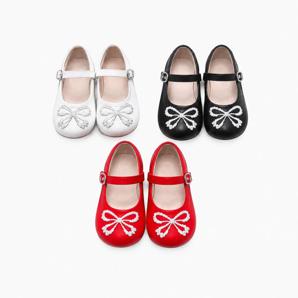 Zapato de charol para niña con moño pequeño de tela y pulsera